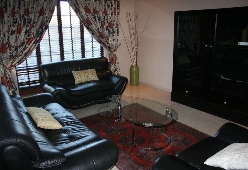 פנסיון Meloding Guest House