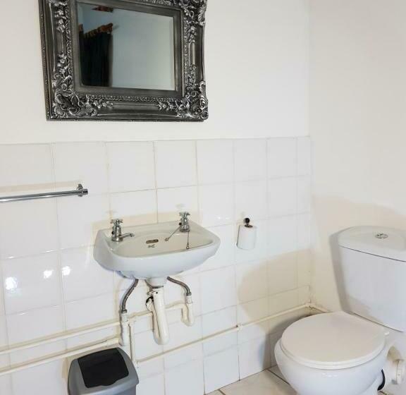 膳宿费 Mountain View Country Estate