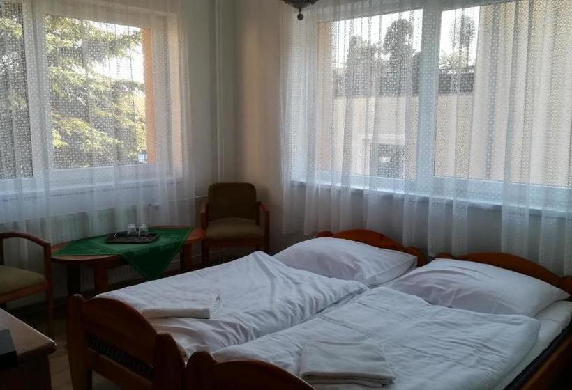 بنسيون Penzión Toliar