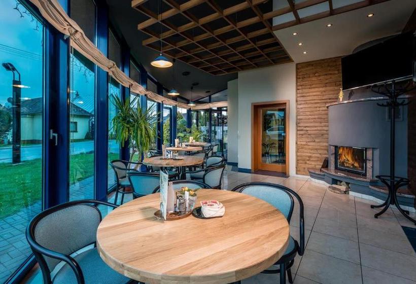 膳宿费 Penzion Fontana