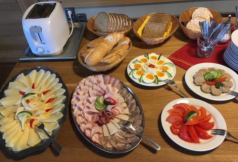 膳宿费 Penzion V Zálesí