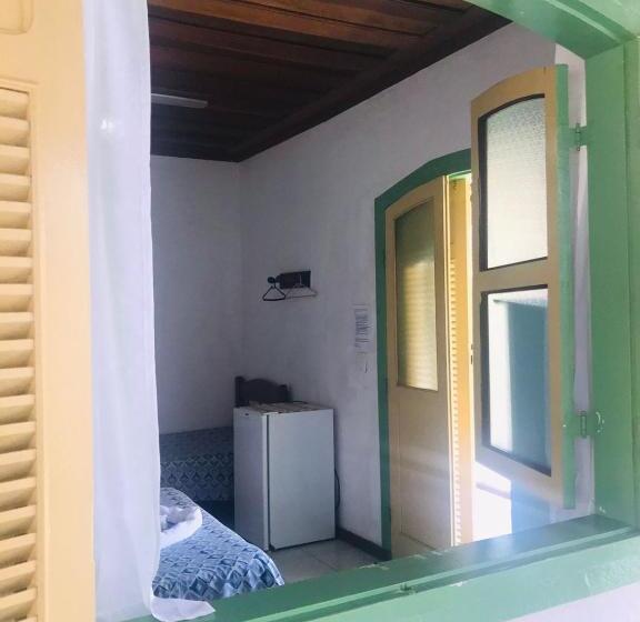 פנסיון Pousada Florescer