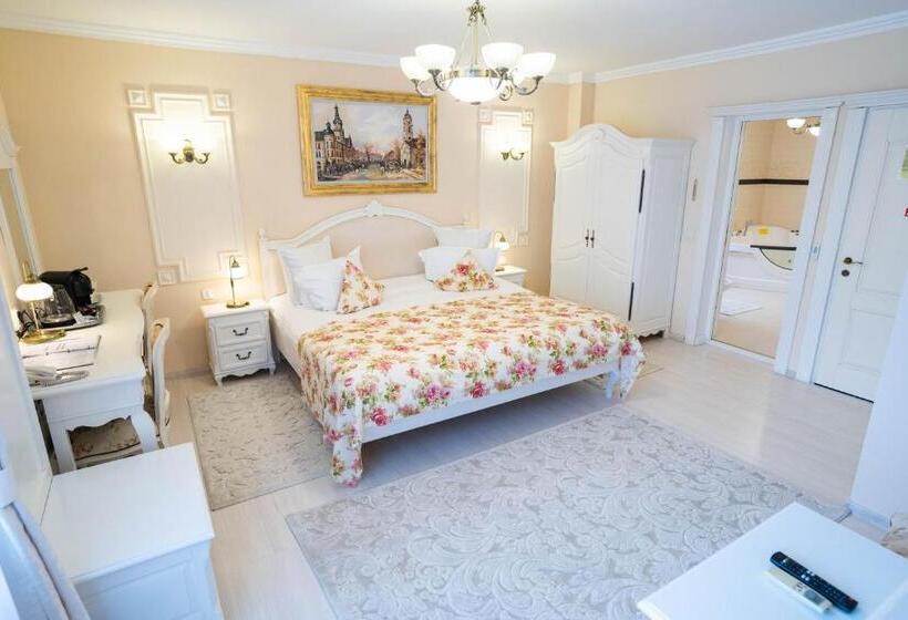 پانسیون Villa Alice