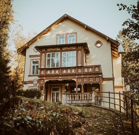 פנסיון Villa Belvedere