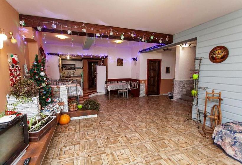 Pension (Hôtel basse catégorie) захарова оселя