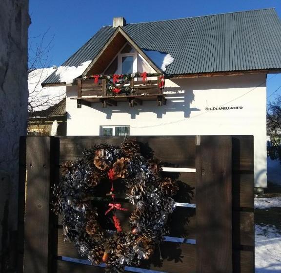 Pension (Hôtel basse catégorie) захарова оселя