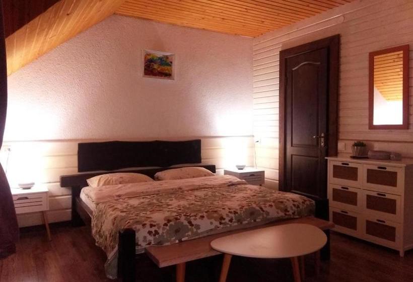 Pension (Hôtel basse catégorie) захарова оселя