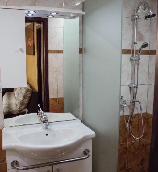 črni Baron Pension Black Baron