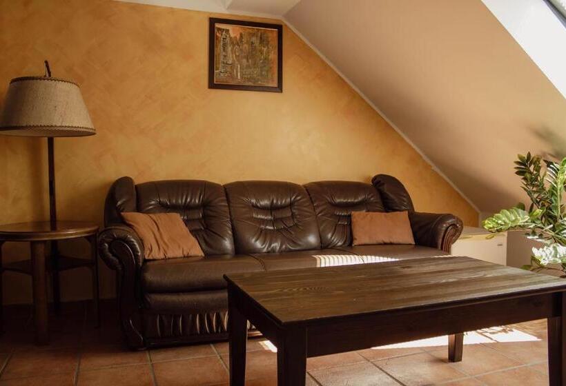 črni Baron Pension Black Baron