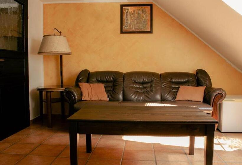 črni Baron Pension Black Baron