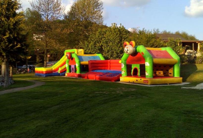 črni Baron Pension Black Baron