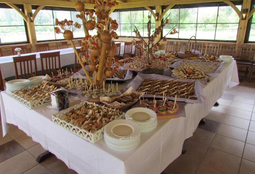 črni Baron Pension Black Baron