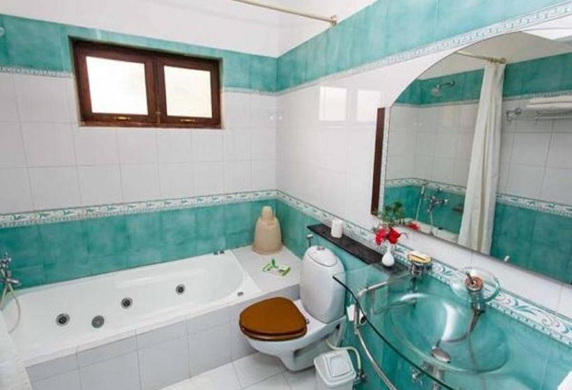 Ranakpur Hill Resort And Spa