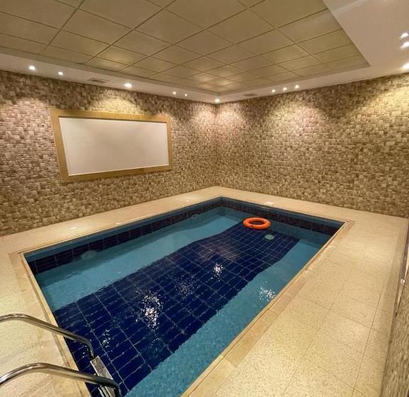 Курорт شاليهات حديقة الوسام