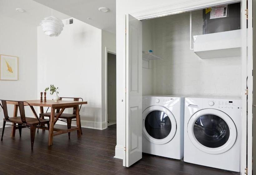 Sonder Lafayette Square