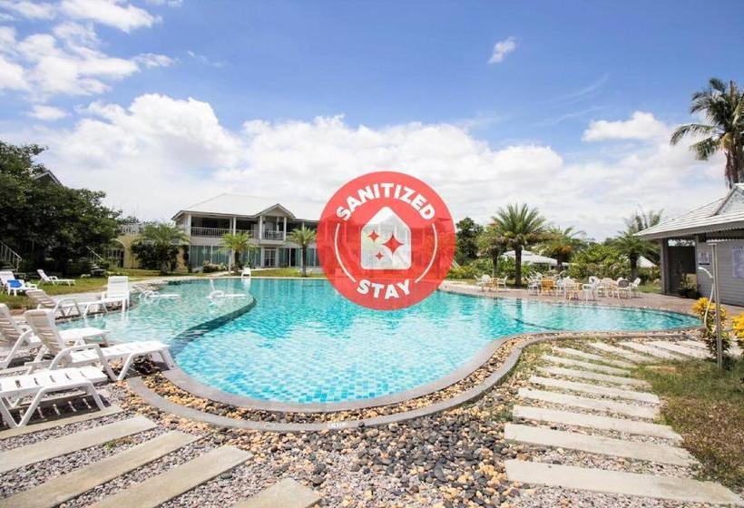 בית מלון כפרי Capital O 804 Greenway Hua Hin Resort