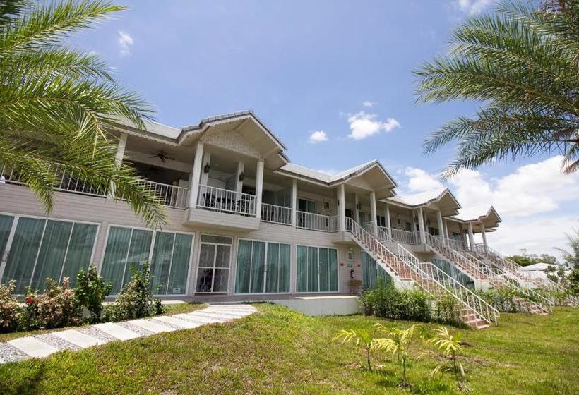 בית מלון כפרי Capital O 804 Greenway Hua Hin Resort