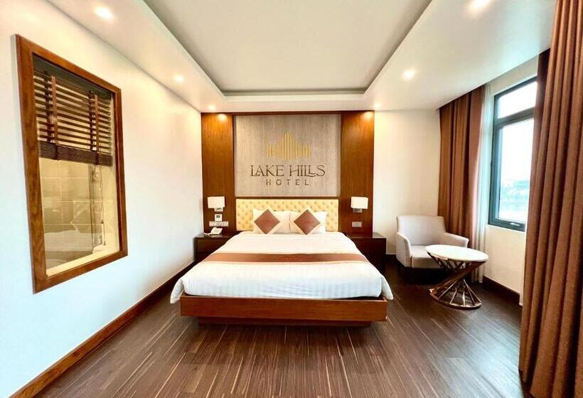 هتل Lake Hills