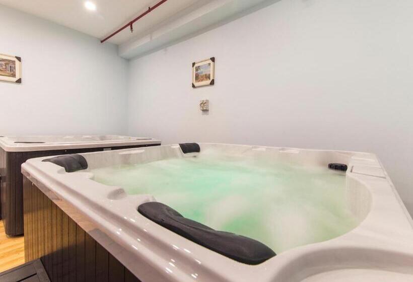 Agape Hotel Selayang