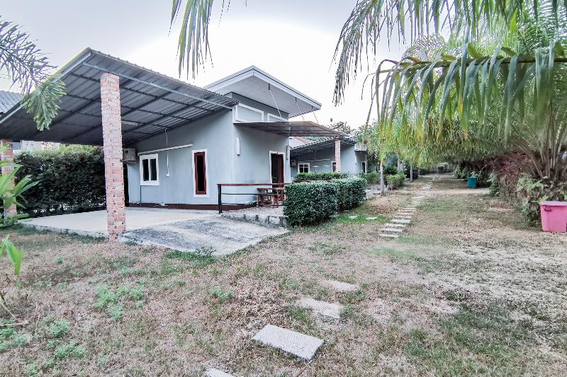 فندق Oyo 690 Bann Supansa Resort