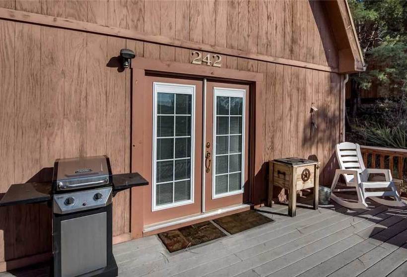 Mama Bears Den  Two Bedroom Cabin