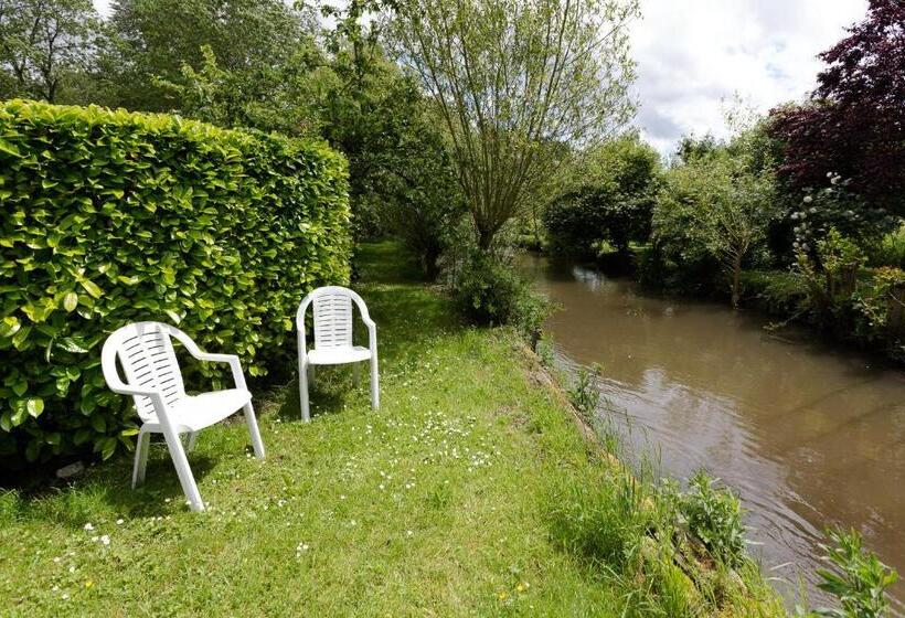 مبيت وإفطار Auberge Du Manoir D'archelles