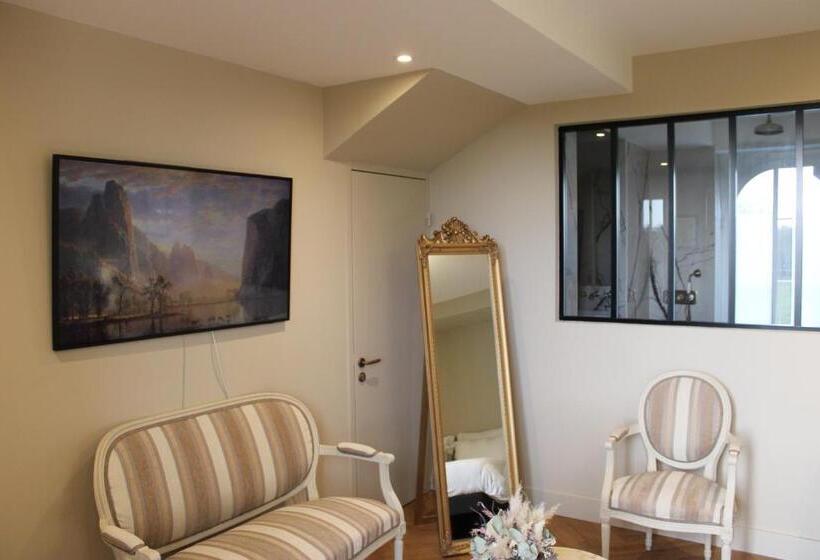 Bed and Breakfast Domaine Du Grand Caugy