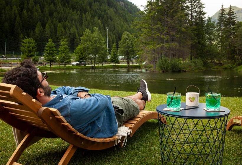 Au Charmant Petit Lac   Ecohotel Parc & Spa