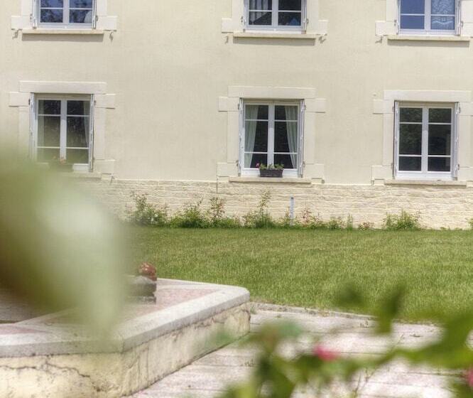 L Escale De Jules Et Lily