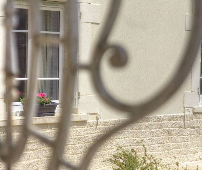 L Escale De Jules Et Lily