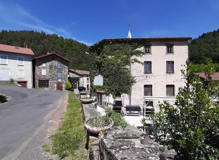 ペンション Auberge Du Doulon