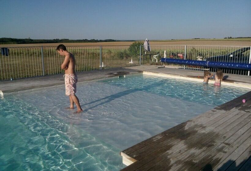 펜션 Gite La Grange   Logis De La Croix