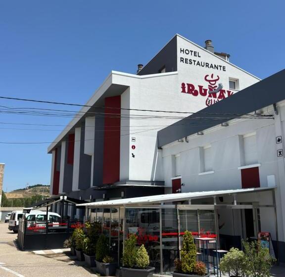 Пансион Hostal Restaurante Iruñako