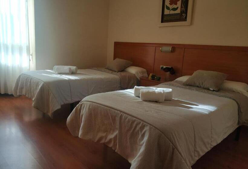 Пансион Hostal Restaurante Iruñako