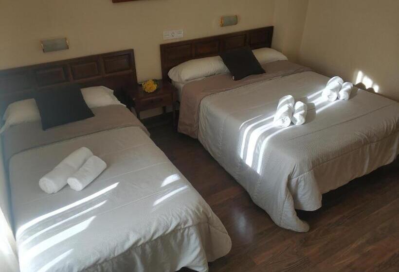 Пансион Hostal Restaurante Iruñako