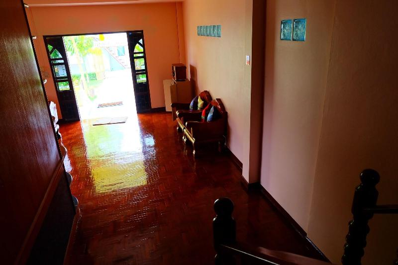 بنسيون Oyo Ban Thassanee