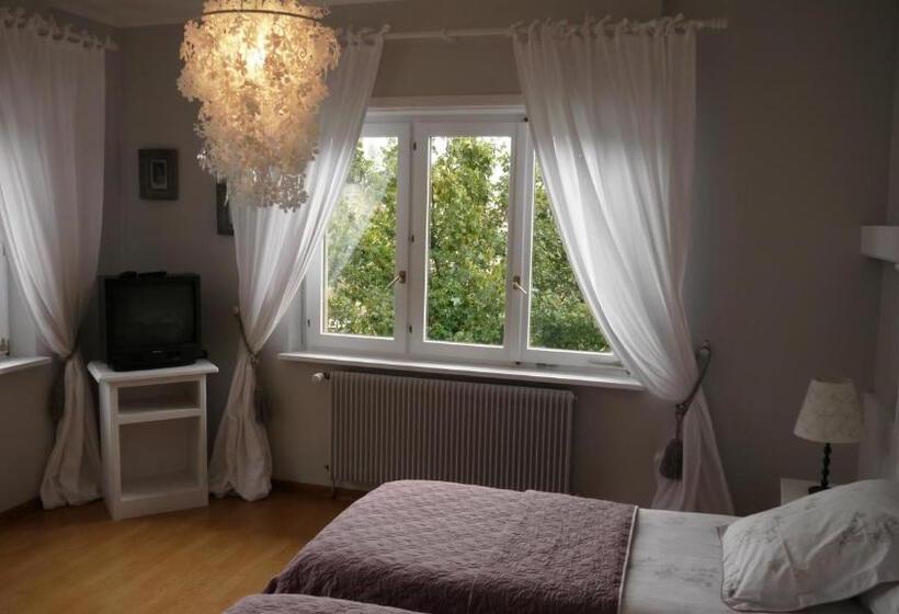 مبيت وإفطار Chambres D Hôtes L Ecrin Des Saveurs