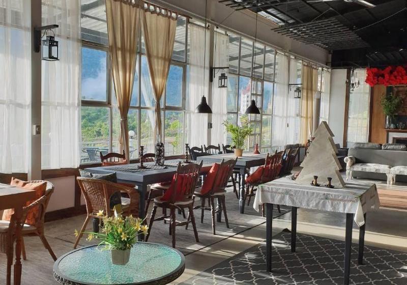 فندق @moon Light Chateau