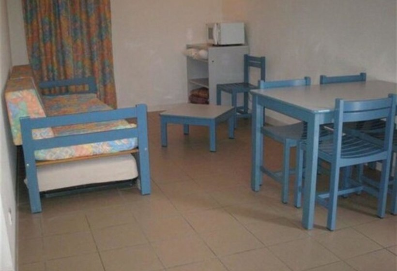 Отель Village Vacances Des Rives Des Corbieres