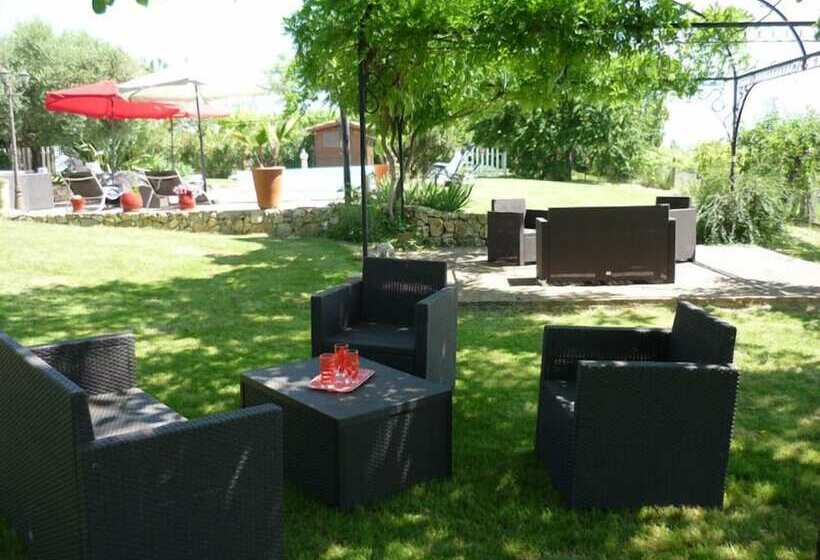 Пансион Au Mas Du Soleil