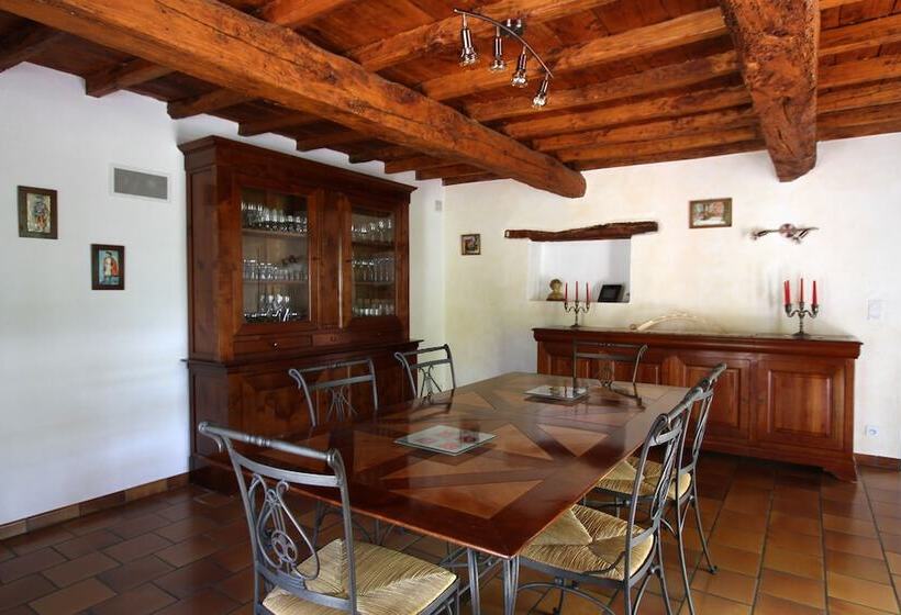 Пансион Au Mas Du Soleil