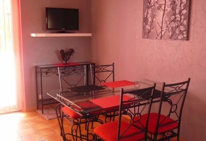 Пансион Au Mas Du Soleil