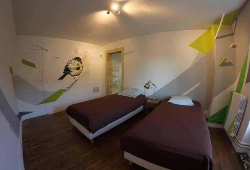 펜션 L Auberge Meilhannaise