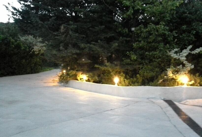 펜션 Domaine La Fontaine Du Cade