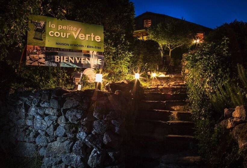 펜션 La Petite Cour Verte