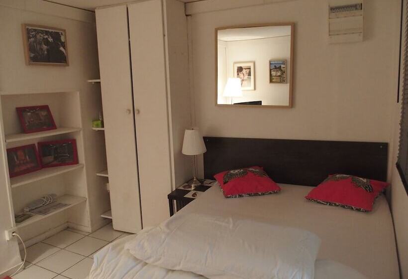 פנסיון Le Studio De La Bergerie