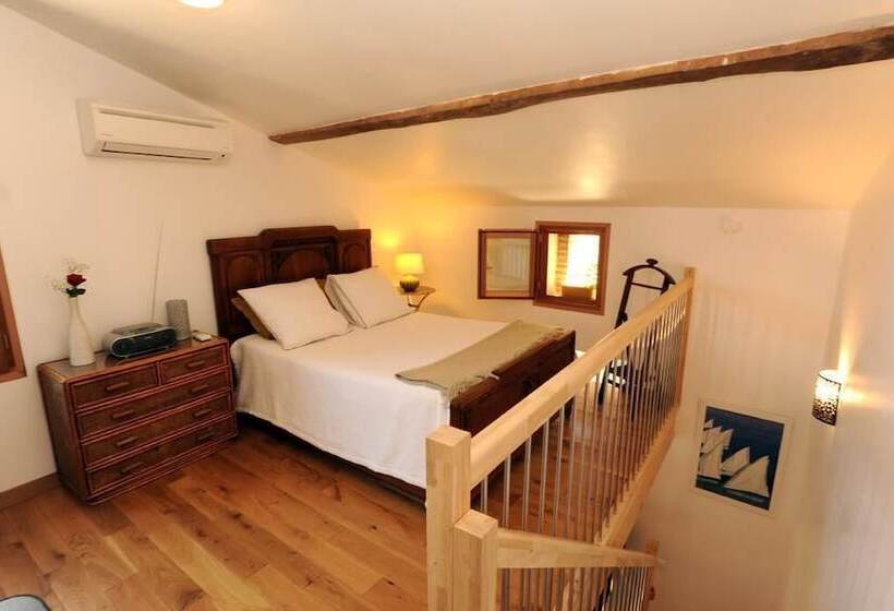 مبيت وإفطار Chambre D'hôtes La Grange