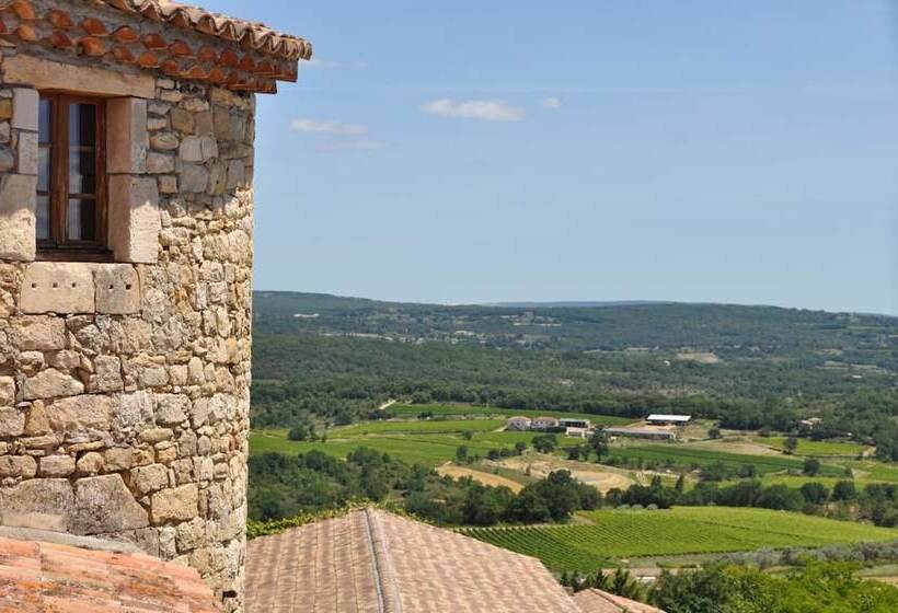 צימר Château De Bessas