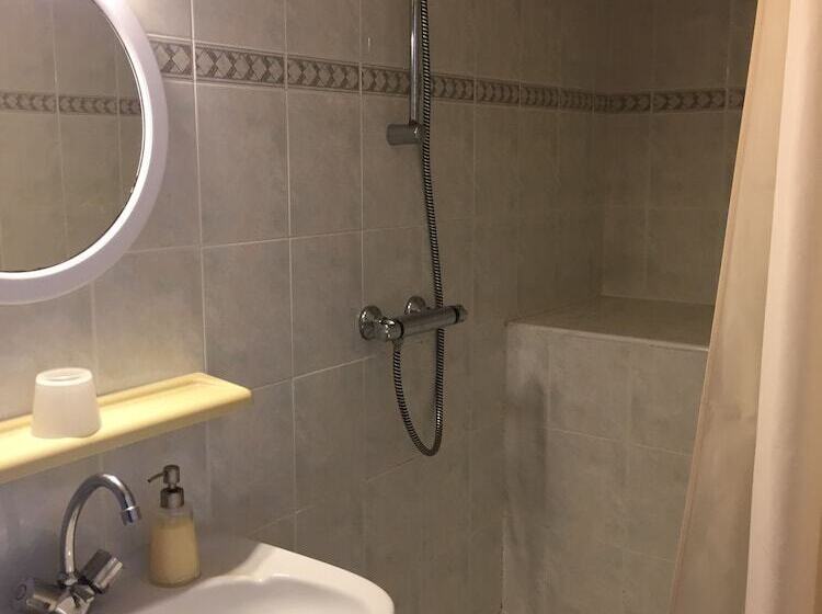 צימר Domaine De Lesty   Chambre D Hôtes