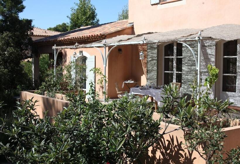 Bed and Breakfast La Bastide De L Aube Chambre D Hôtes